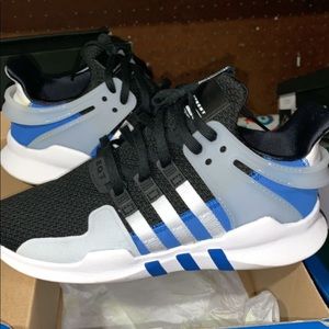 ADIDAS EQT BOYS SIZE 5.5=WOMENS SIZE 7